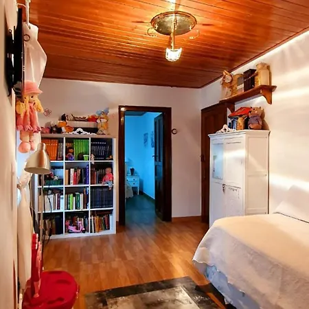 Charming House In De La Ribera بيت للعطل